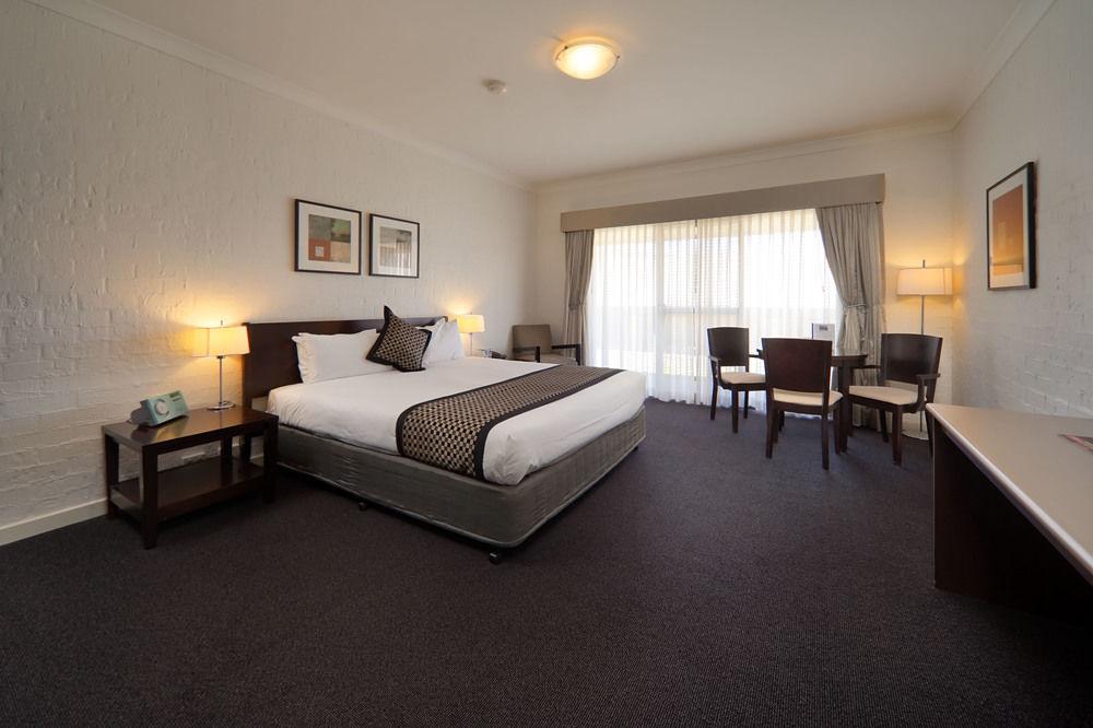 Blazing Stump Motel&Suites Wodonga Esterno foto