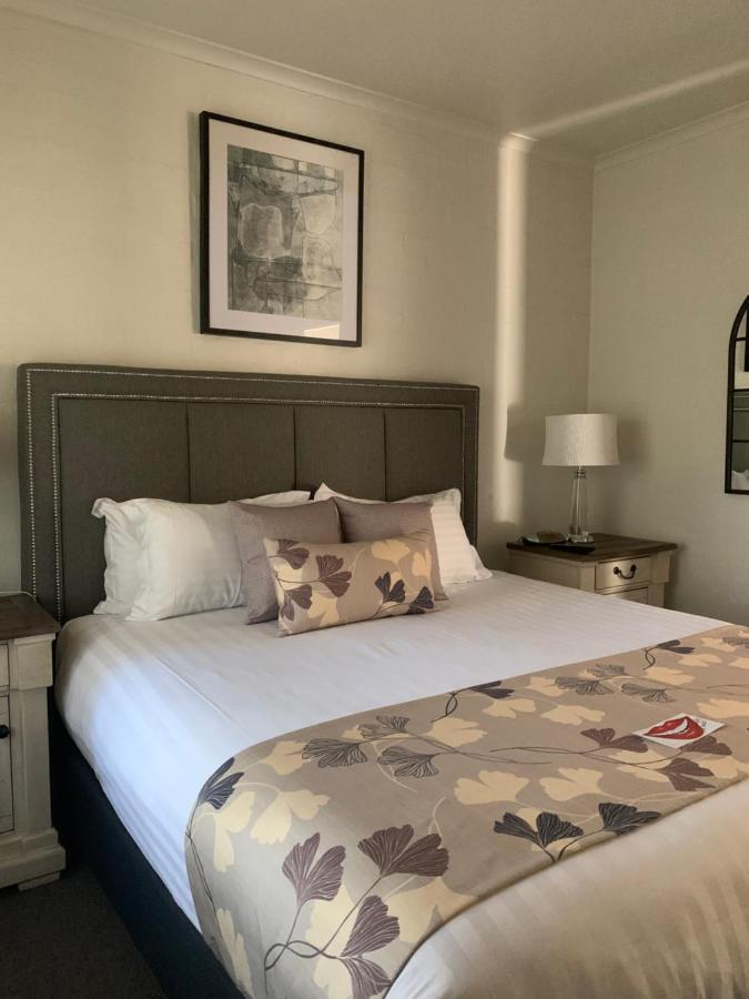 Blazing Stump Motel&Suites Wodonga Esterno foto